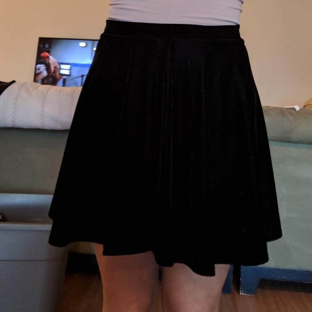 Velvet skirt